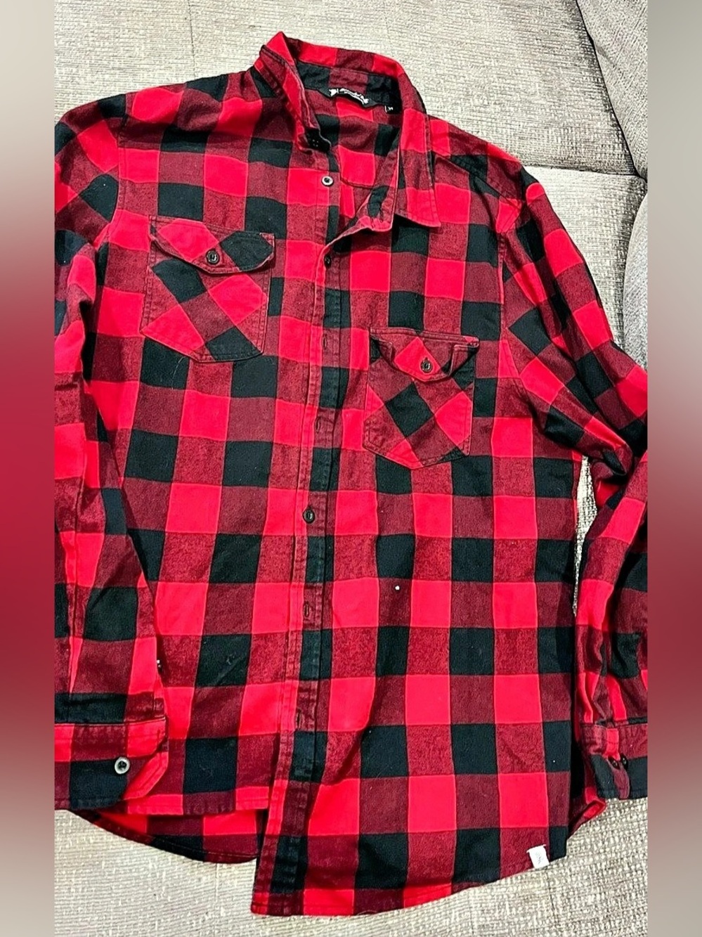 Branded Bills Buffalo Plaid Flannel Shirt Men's Checkered Shirt in Red & Black